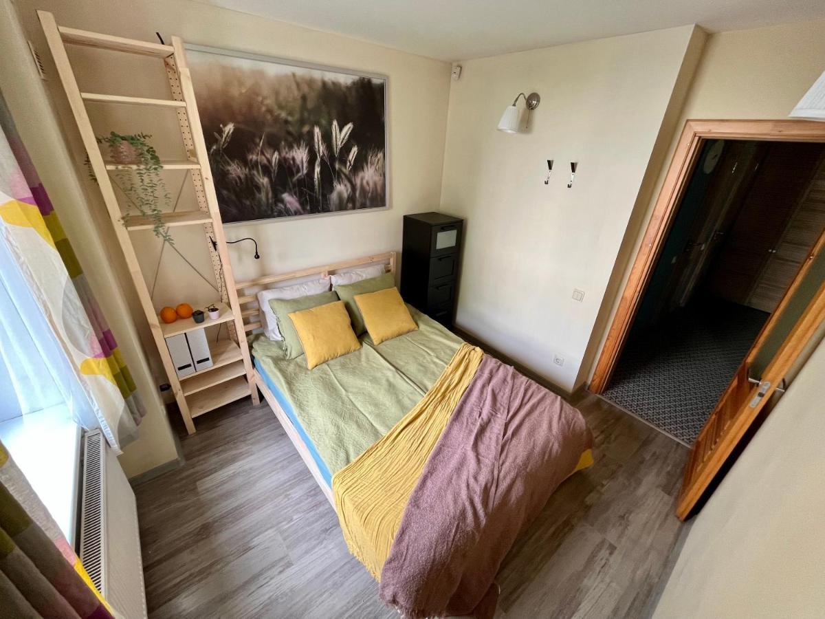 Cozy Vibes Like Home It Is Quiet Apartment With Three Bedrooms Riga Exterior foto