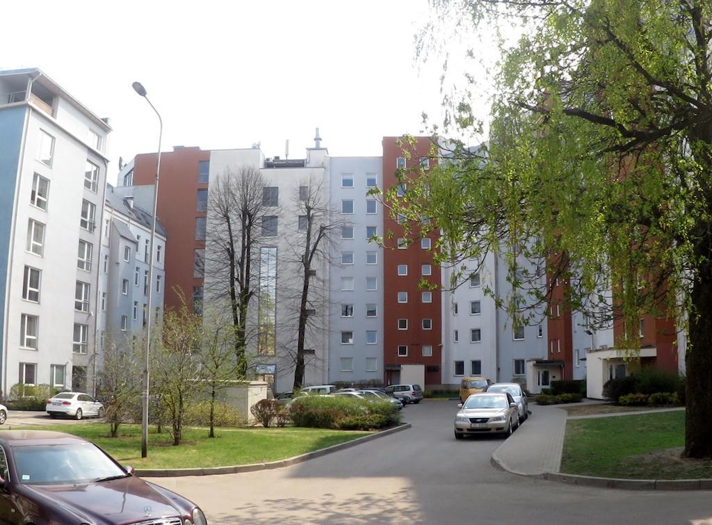 Cozy Vibes Like Home It Is Quiet Apartment With Three Bedrooms Riga Exterior foto